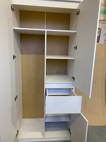 Шкаф Элана 2-х 900 с ящиком в Олёкминске - mebel154.com